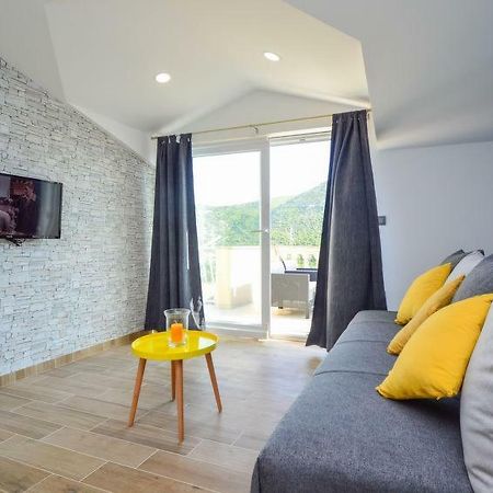Apartment Ivana I Martina Grebaštica エクステリア 写真